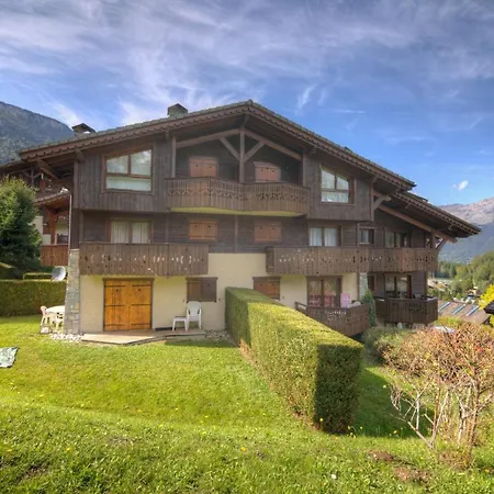 Sleeps 4 Pool Apartament *