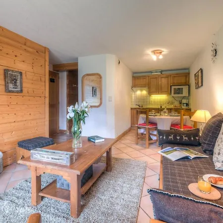 Sleeps 4 Pool Apartament *