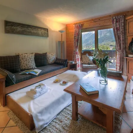 Sleeps 4 Pool Apartament Les Chavants